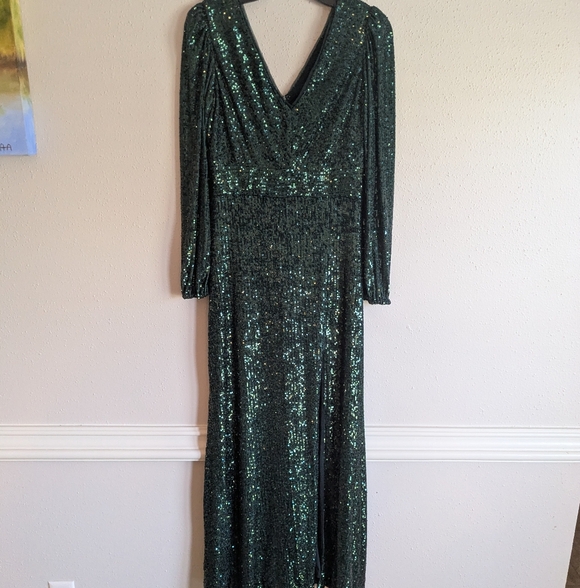 Xscape Green Sequin Long Sleeve Dress - Picture 2 of 4